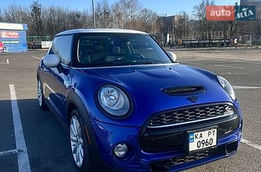 Хэтчбек MINI Cooper 2019 в Киеве