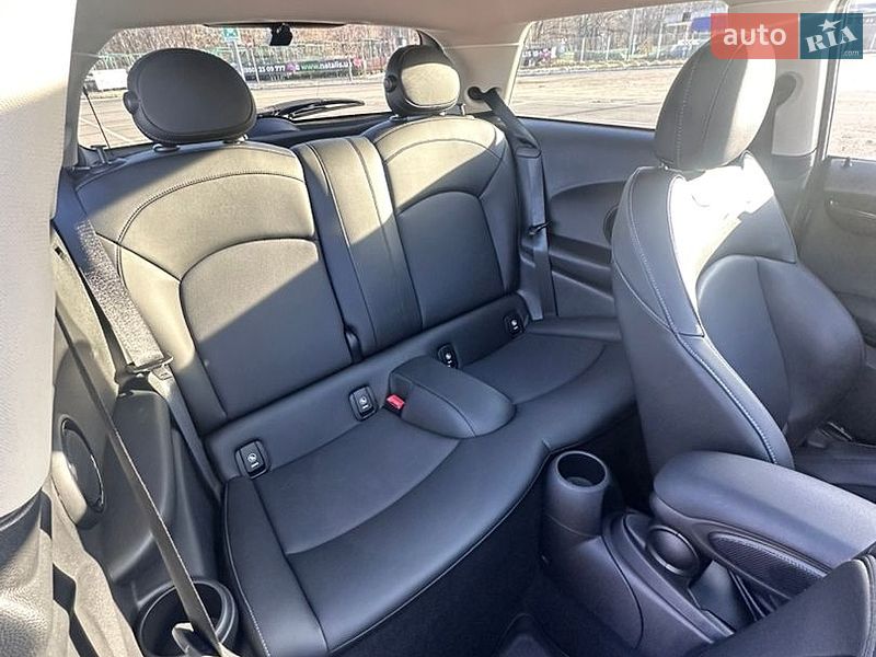 Хетчбек MINI Cooper 2019 в Києві