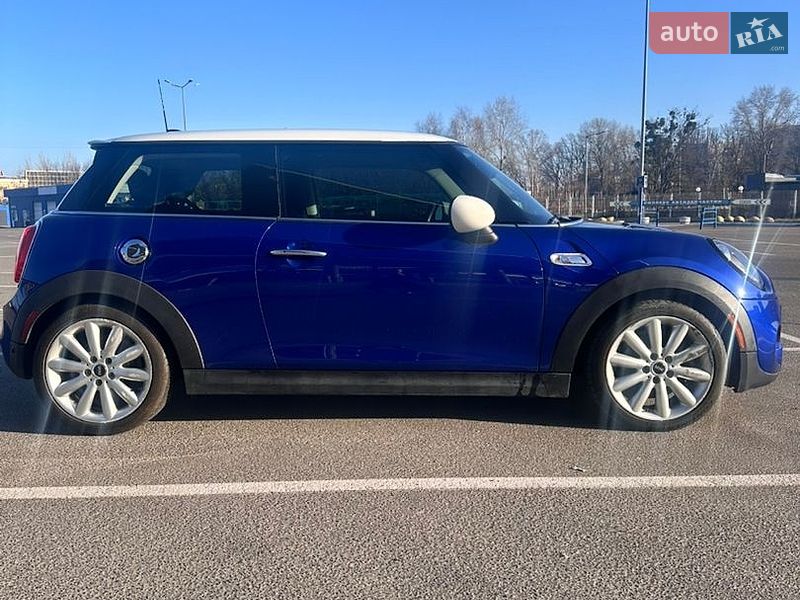 Хетчбек MINI Cooper 2019 в Києві