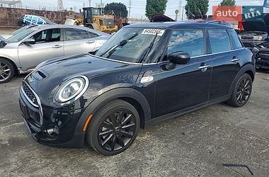 Хэтчбек MINI Cooper 2019 в Сумах