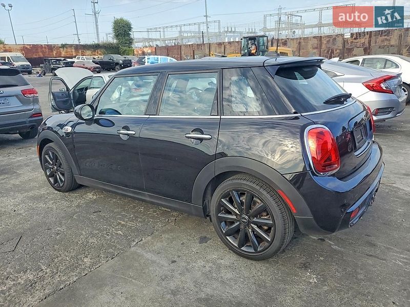 Хэтчбек MINI Cooper 2019 в Сумах