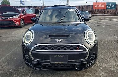 Хэтчбек MINI Cooper 2019 в Сумах