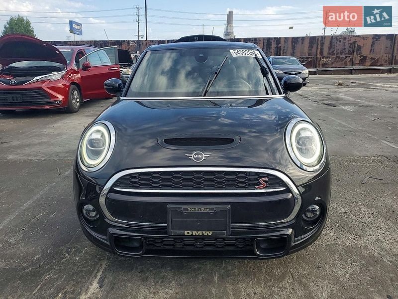 Хэтчбек MINI Cooper 2019 в Сумах