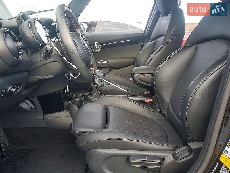 Хэтчбек MINI Cooper 2019 в Сумах