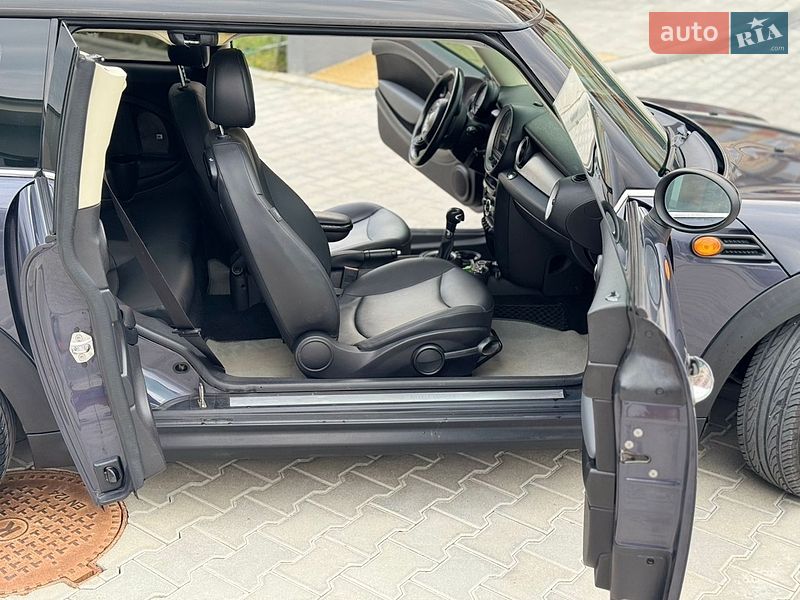 Хэтчбек MINI Cooper 2012 в Тернополе