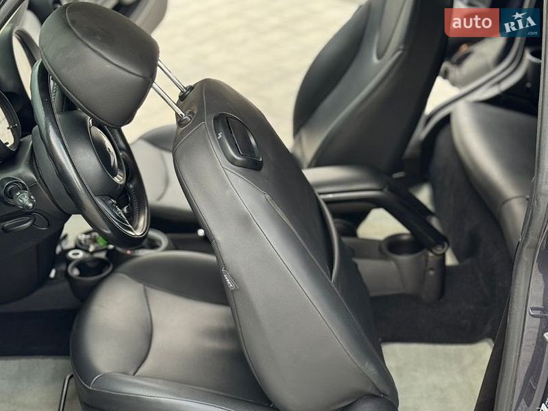 Хэтчбек MINI Cooper 2012 в Тернополе
