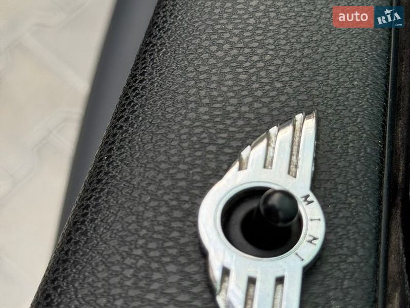 Хэтчбек MINI Cooper 2012 в Тернополе