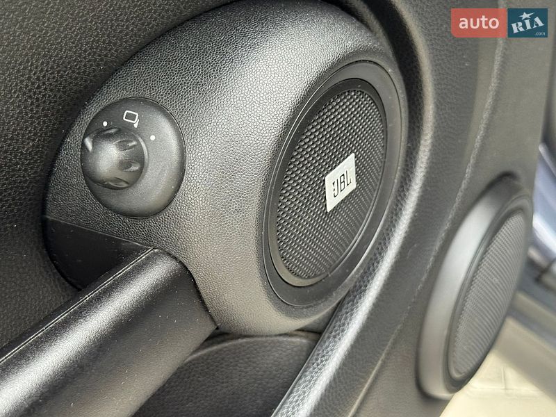 Хэтчбек MINI Cooper 2012 в Тернополе