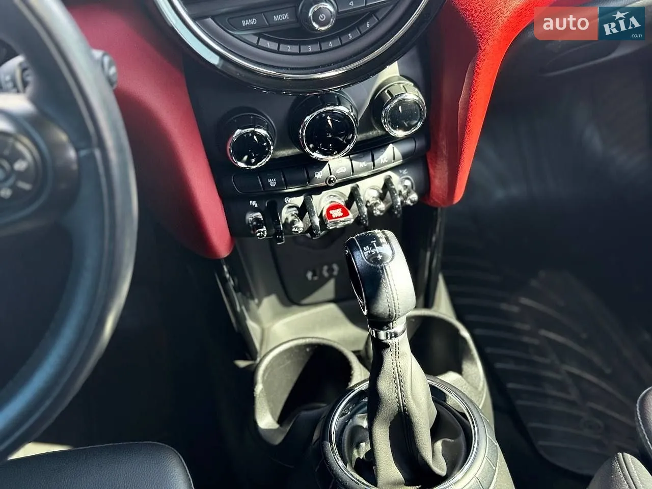 2017 MINI Cooper - мініатюра 23