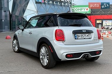 Хетчбек MINI Cooper 2015 в Києві