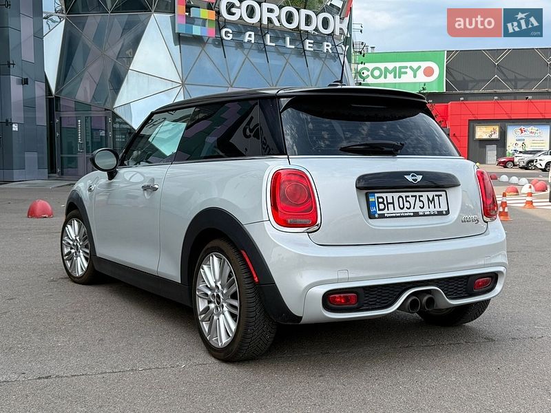 Хетчбек MINI Cooper 2015 в Києві