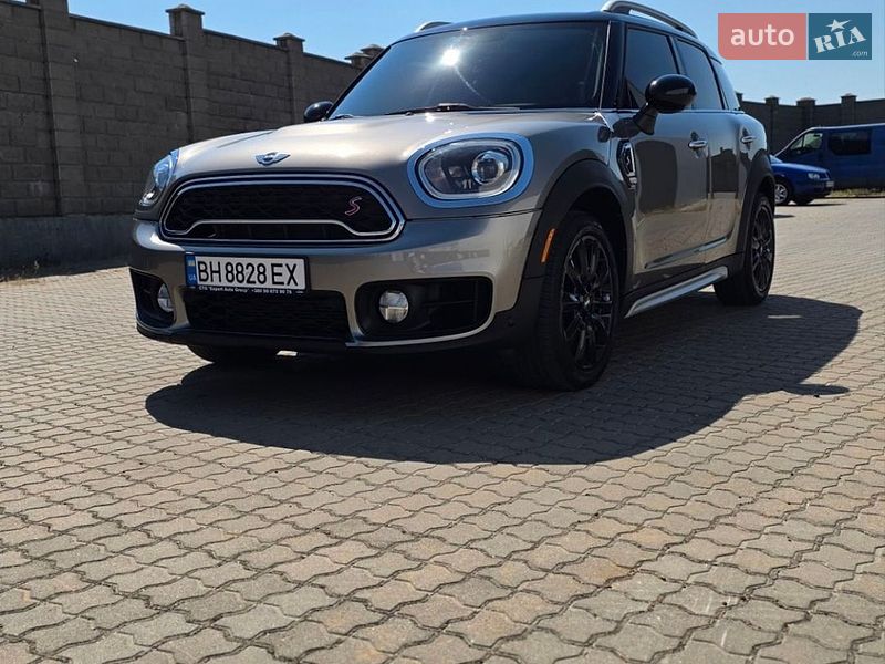 Хэтчбек MINI Cooper 2018 в Черноморске фото 3 Хэтчбек MINI Cooper 2018 в Черноморске