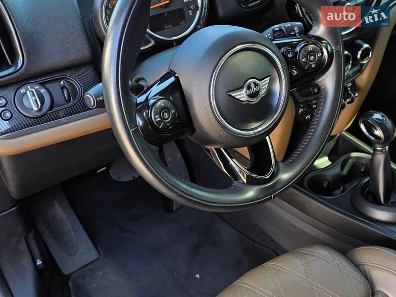 Хэтчбек MINI Cooper 2018 в Черноморске фото 21 Хэтчбек MINI Cooper 2018 в Черноморске