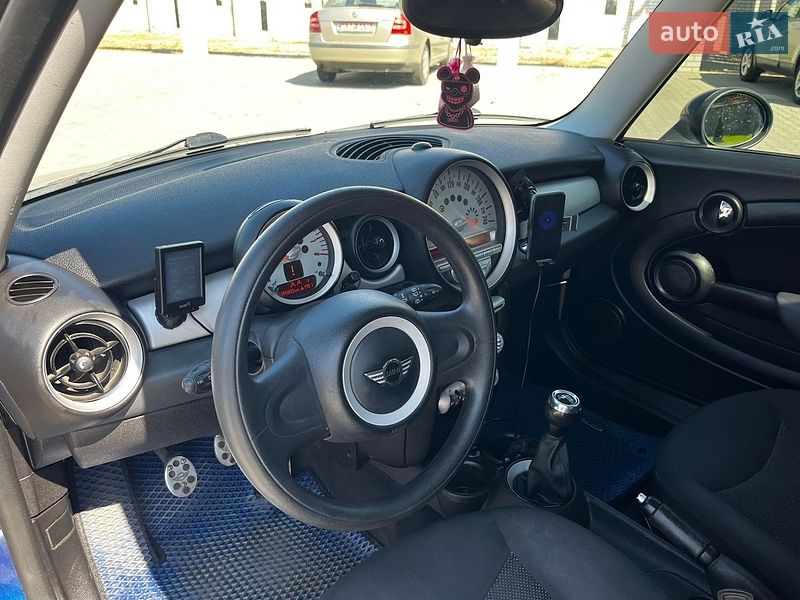 Хэтчбек MINI Cooper 2007 в Житомире
