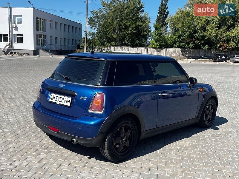 Хэтчбек MINI Cooper 2007 в Житомире