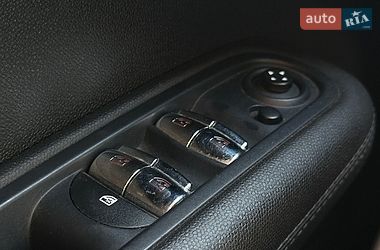 Хэтчбек MINI Cooper 2016 в Белогородке