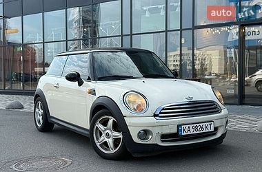 Хетчбек MINI Cooper 2007 в Києві фото Хетчбек MINI Cooper 2007 в Києві