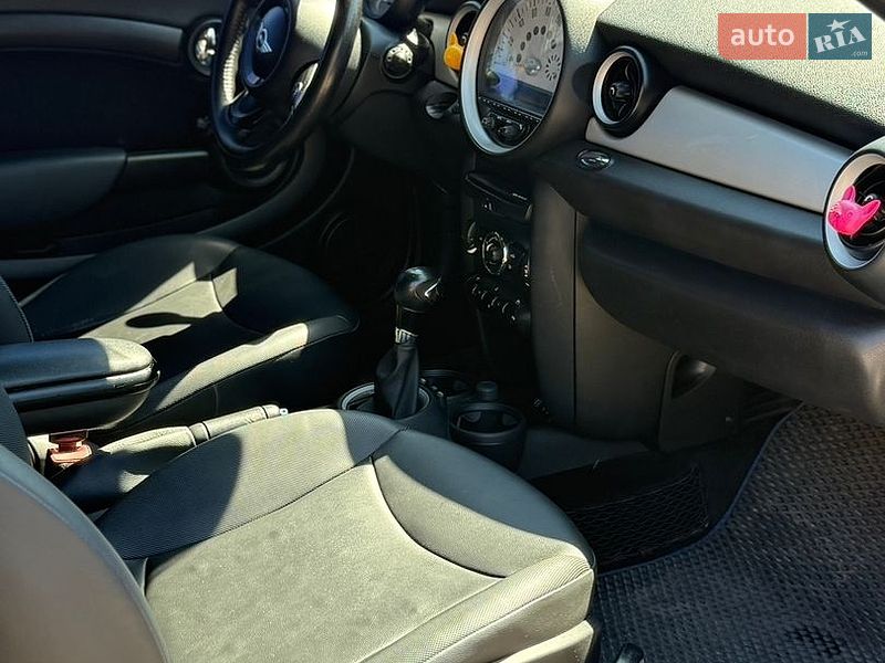Хэтчбек MINI Cooper 2012 в Днепре