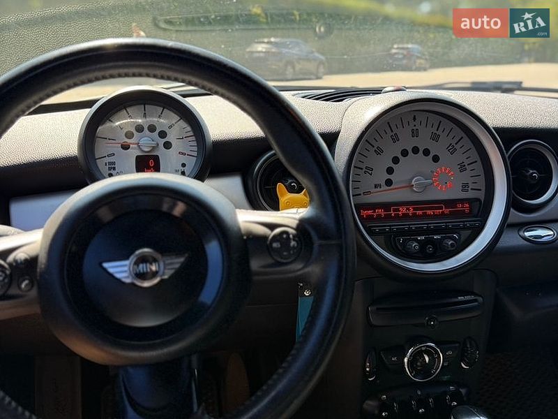 Хэтчбек MINI Cooper 2012 в Днепре