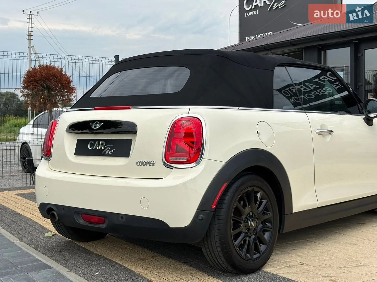 2017 MINI Cooper - мініатюра 12