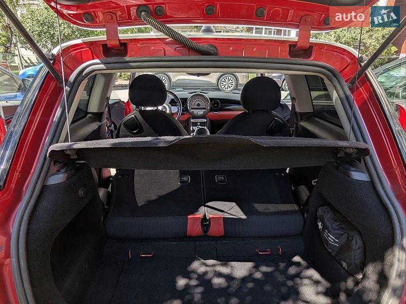 Хетчбек MINI Cooper 2010 в Києві