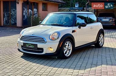 Хэтчбек MINI Cooper 2011 в Мукачево