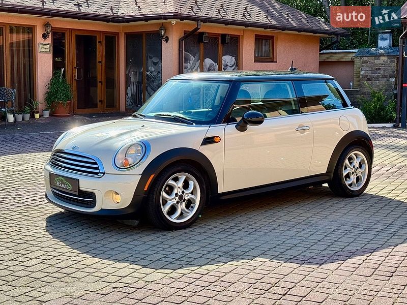 Хэтчбек MINI Cooper 2011 в Мукачево