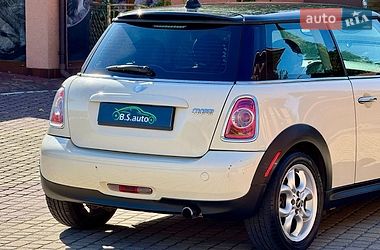 Хэтчбек MINI Cooper 2011 в Мукачево
