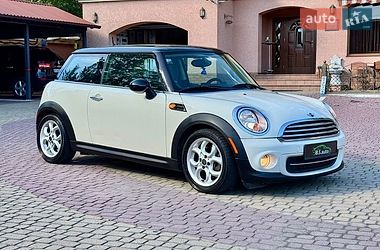 Хэтчбек MINI Cooper 2011 в Мукачево