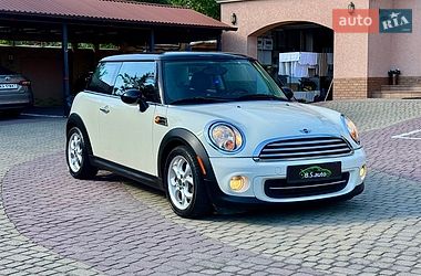 Хэтчбек MINI Cooper 2011 в Мукачево