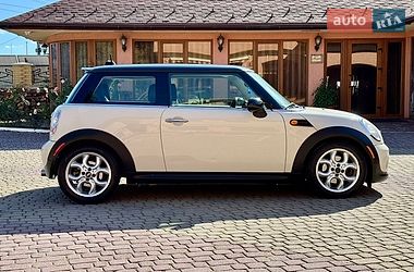 Хэтчбек MINI Cooper 2011 в Мукачево