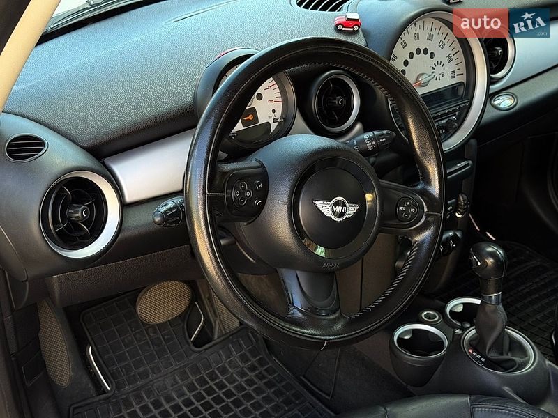 Хэтчбек MINI Cooper 2011 в Мукачево