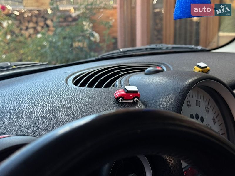 Хэтчбек MINI Cooper 2011 в Мукачево