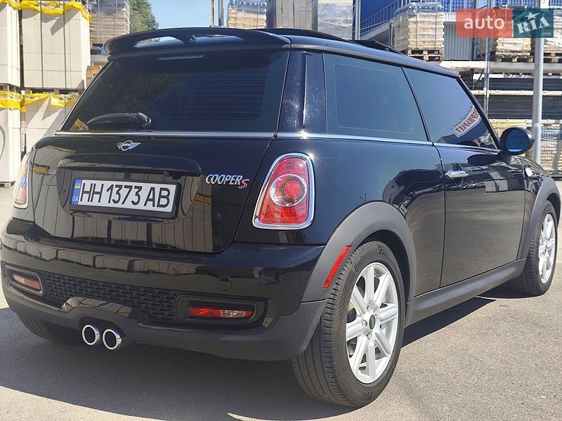 Хетчбек MINI Cooper 2013 в Дніпрі