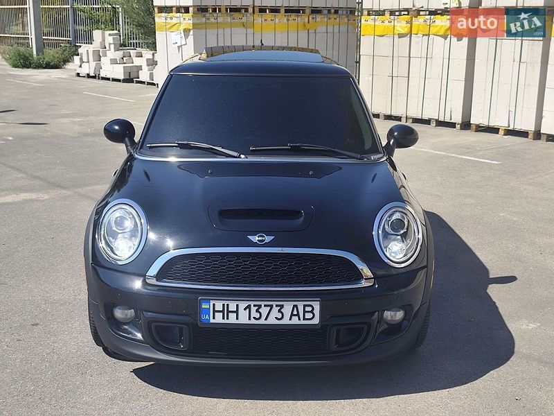 Хетчбек MINI Cooper 2013 в Дніпрі
