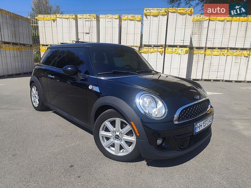 Хетчбек MINI Cooper 2013 в Дніпрі