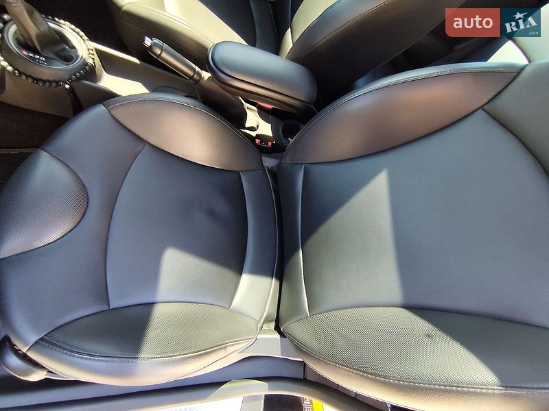 Хетчбек MINI Cooper 2013 в Дніпрі