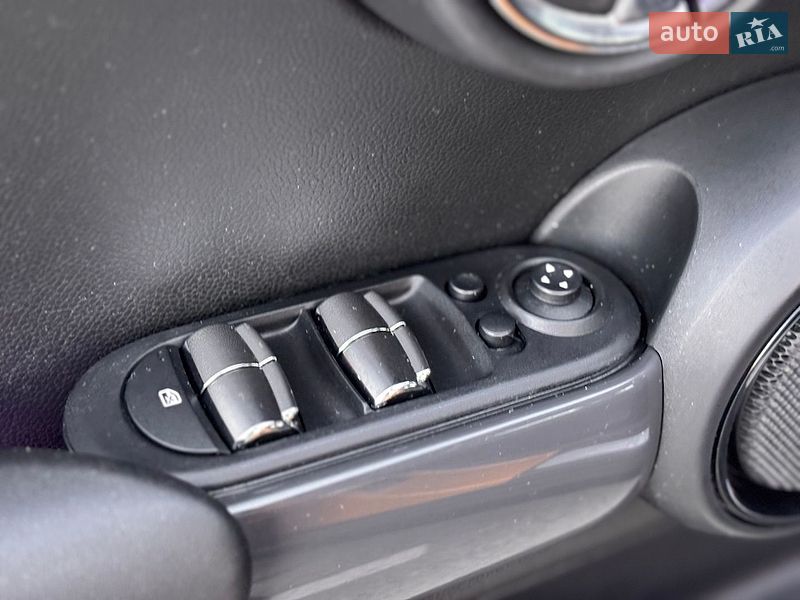 Хетчбек MINI Cooper 2015 в Києві