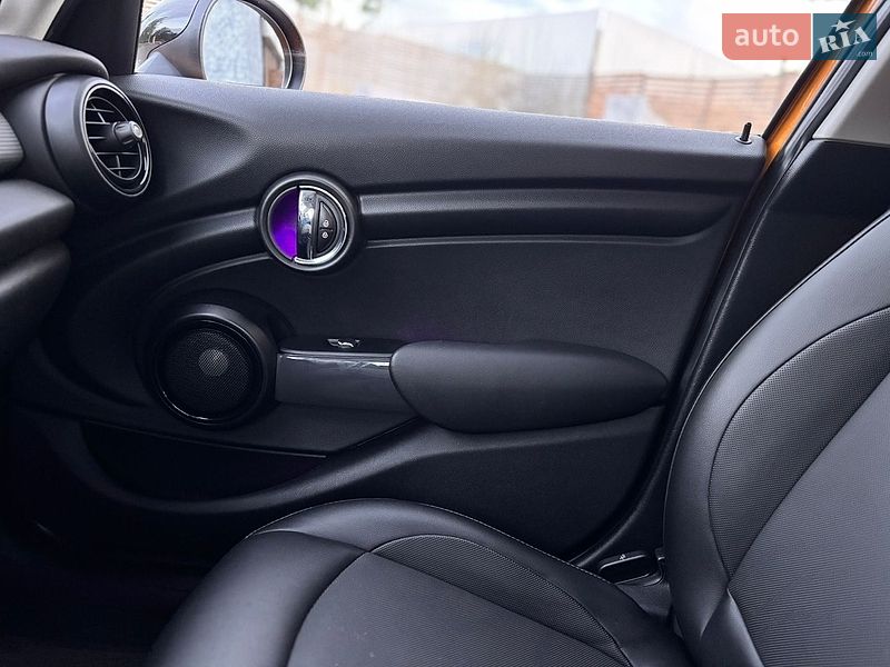 Хетчбек MINI Cooper 2015 в Києві