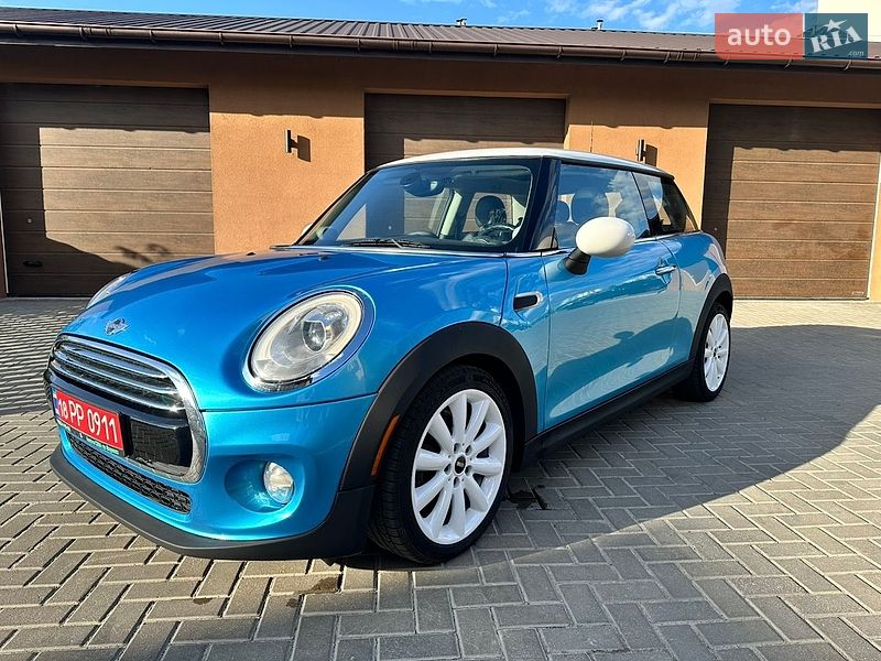 Хэтчбек MINI Cooper 2017 в Вараше