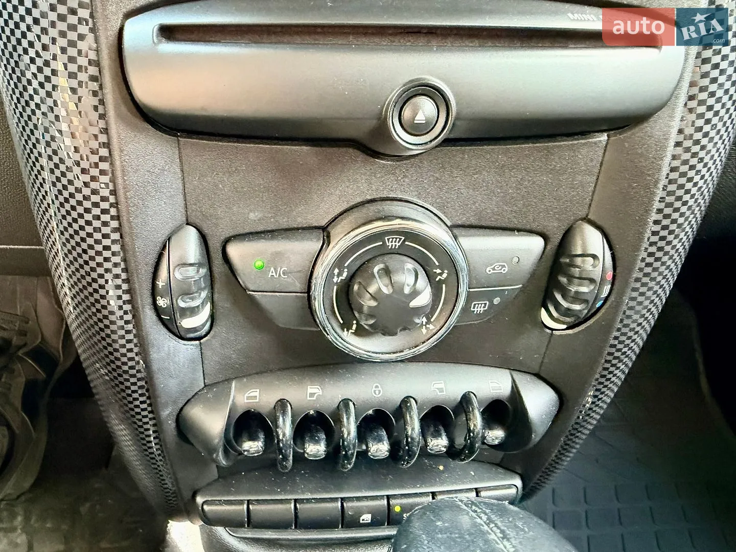 2012 MINI Cooper - мініатюра 35