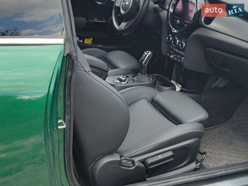 Хэтчбек MINI Cooper 2023 в Сокале