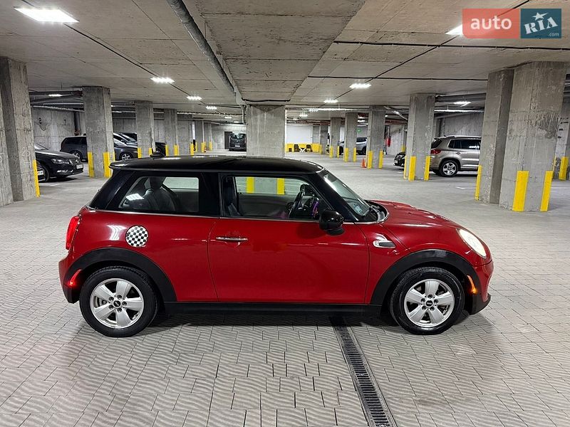 Хетчбек MINI Cooper 2014 в Тернополі