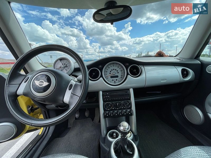 Хетчбек MINI Cooper 2002 в Бучі