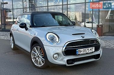Хэтчбек MINI Cooper 2015 в Киеве