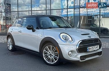 Хэтчбек MINI Cooper 2015 в Киеве