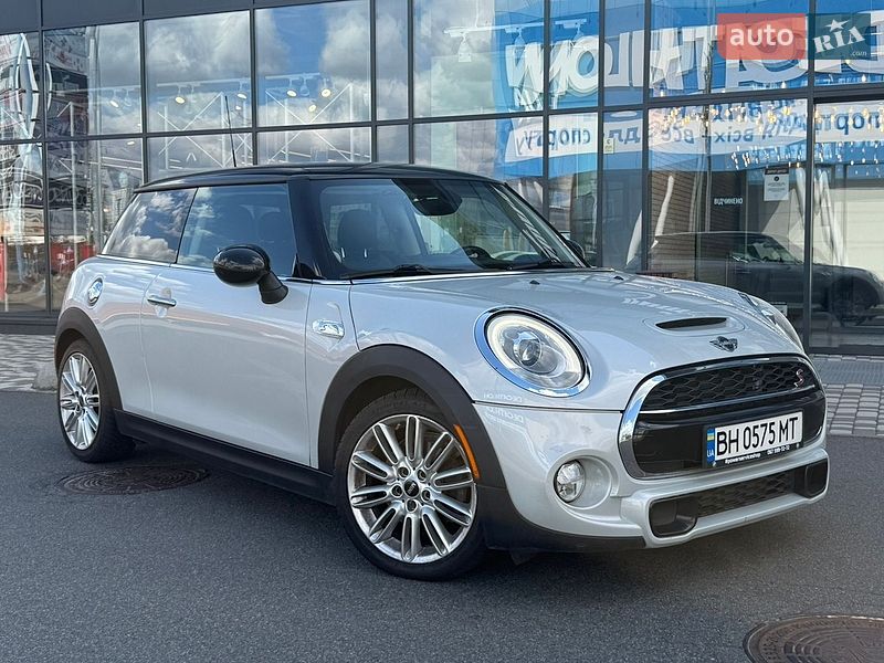 Хэтчбек MINI Cooper 2015 в Киеве
