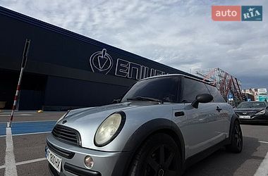 Хетчбек MINI Cooper 2004 в Івано-Франківську