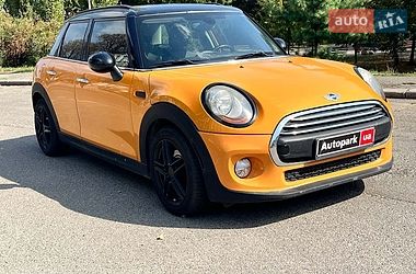 Хэтчбек MINI Cooper 2015 в Киеве