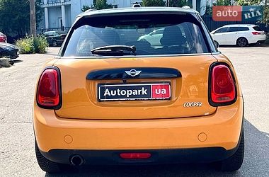 Хэтчбек MINI Cooper 2015 в Киеве